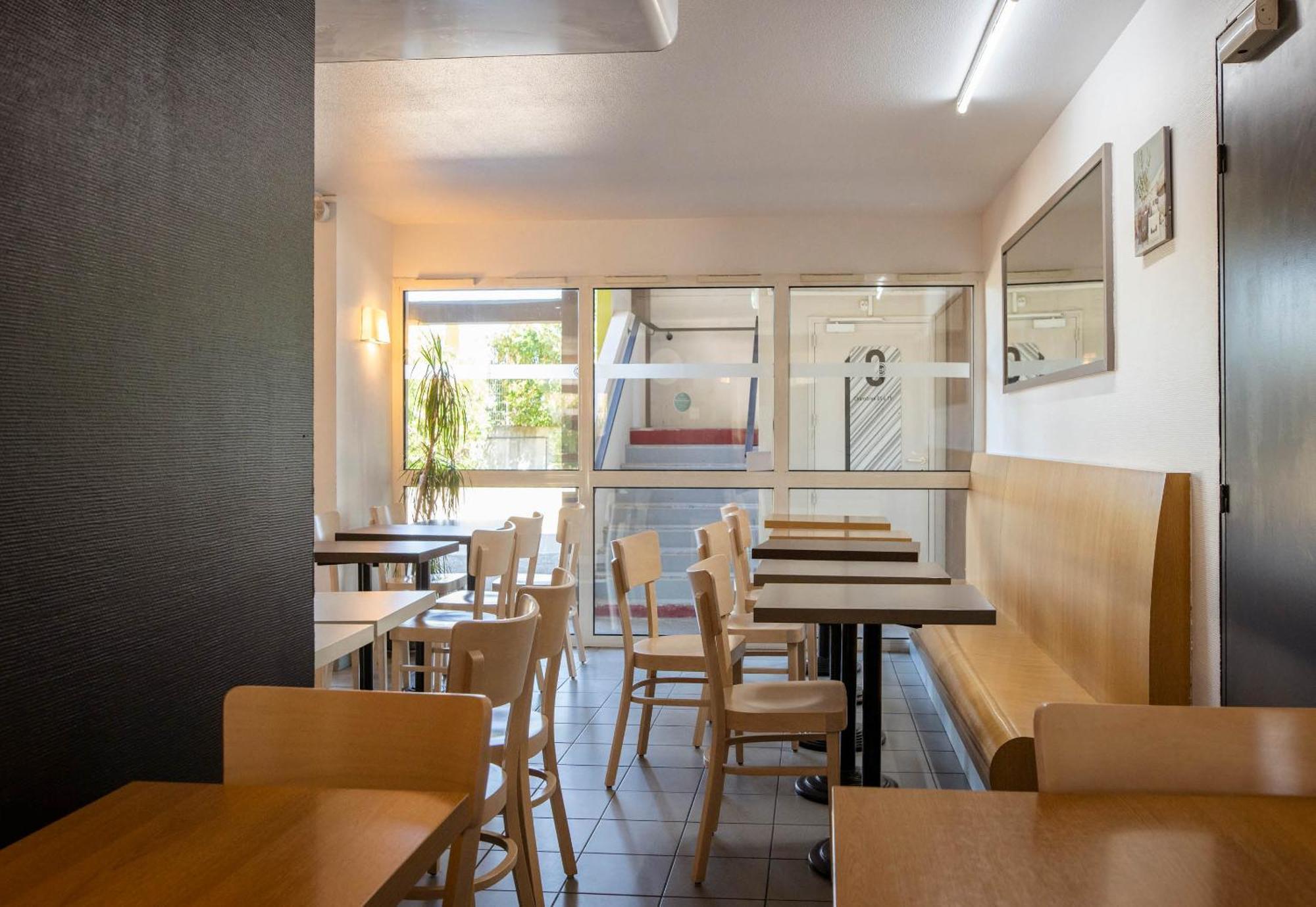 B&B Hotel Avignon 1 Льо Понте Екстериор снимка