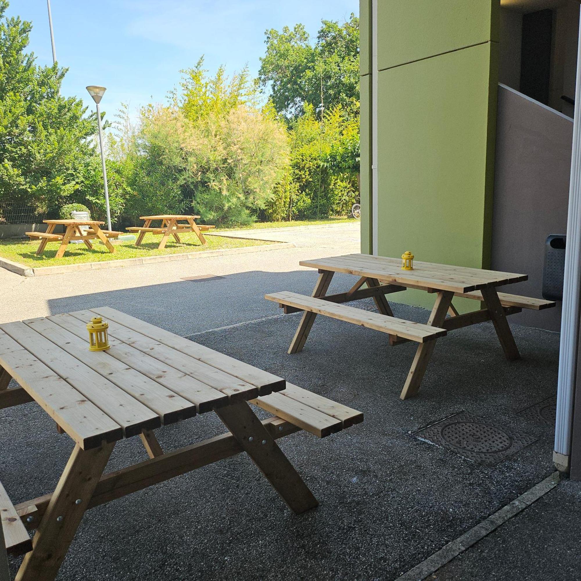 B&B Hotel Avignon 1 Льо Понте Екстериор снимка